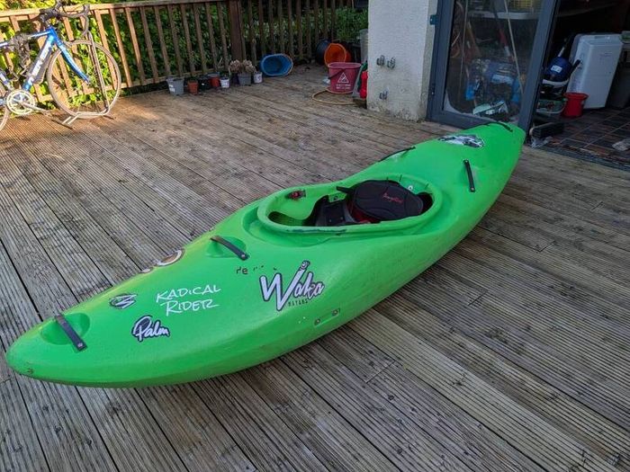 Waka Tuna Kayak and Adventure Carbon Paddle