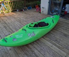 Waka Tuna Kayak and Adventure Carbon Paddle