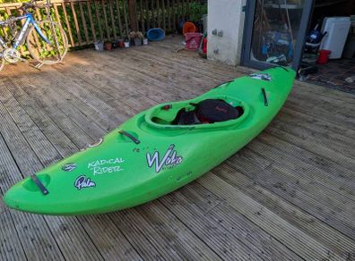 Waka Tuna Kayak and Adventure Carbon Paddle