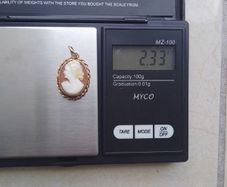gold cameo