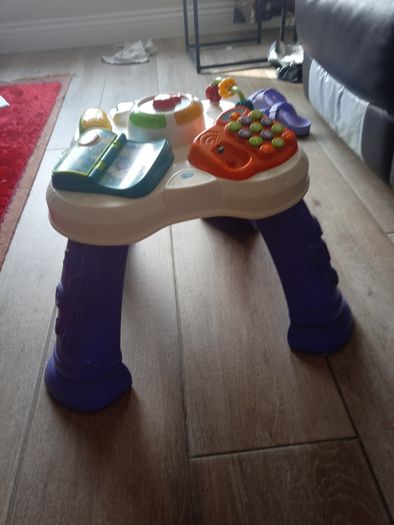 Vtech baby play and learn activity table