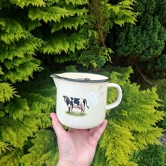 Cow mesuring cup possible to post