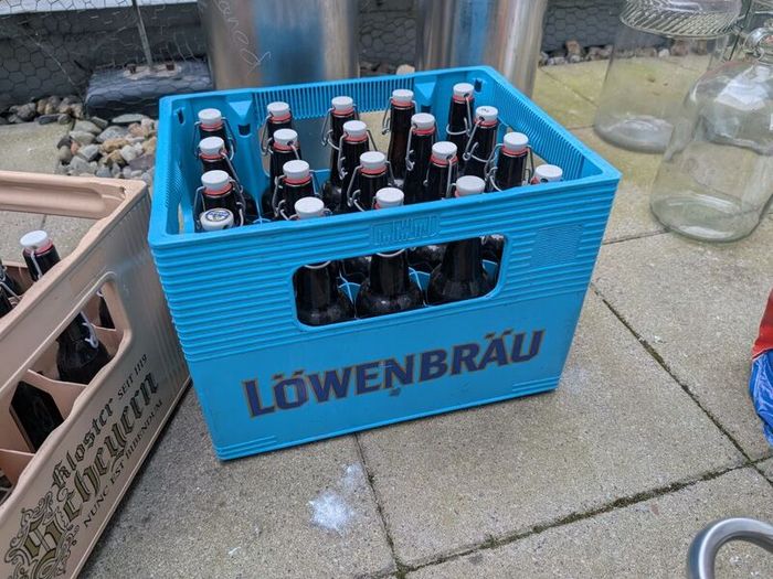 beer crate and bottles