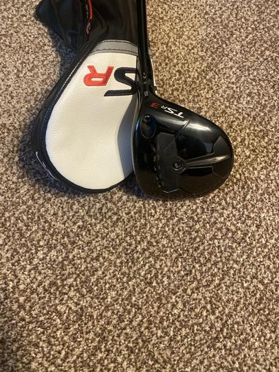 Titleist TSR3.   3 Wood