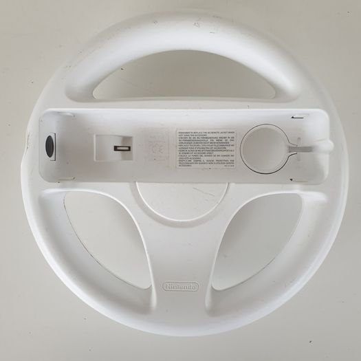Mario kart Nintendo Wii with wheel