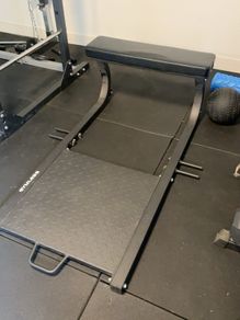 Hip Thrust Bench