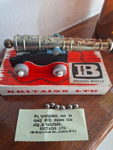 Vintage cannon