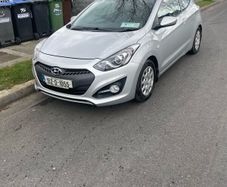 152 Hyundai i30 commercial