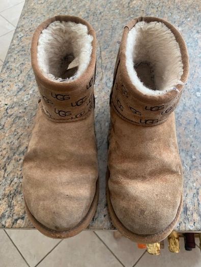 Uggs