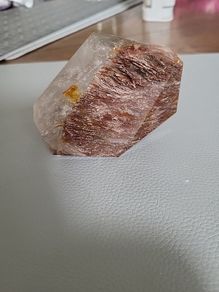 Phantom quartz crystal