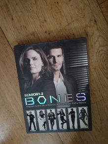 Dvds. Bones.