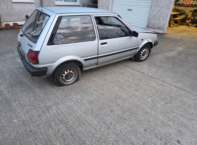 toyota starlet breaking