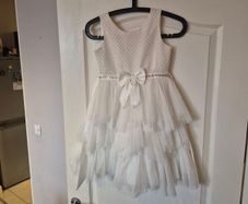 beautiful girl dress for occasion