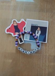 'Midnights' Taylor Swift Friendship Bracelet