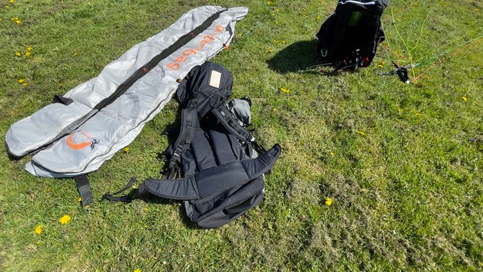 Independence Pioneer M paraglider + Independence Logo! Pro harness (with reserve chute) sold as a set