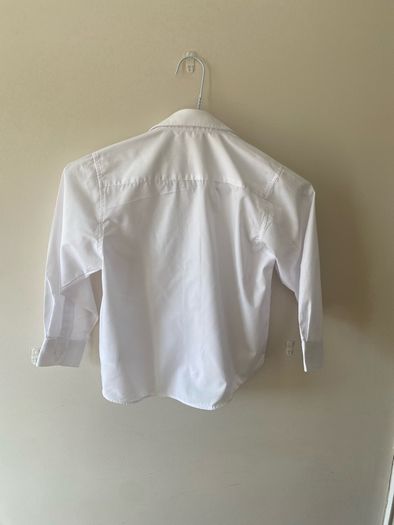 Dunnes school shirt (age 5-6)