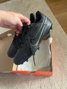 Nike legend 9 academy Football boots