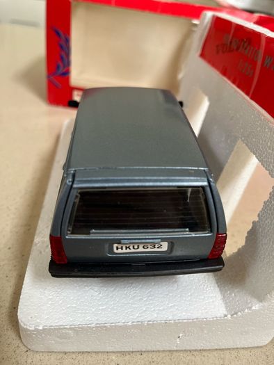 Volvo 760 GL Station Wagon 1/25 Polistil