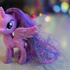 Princess Twilight Sparkle Glitter and Tinsel Brushable 3inch Festival Friendship 2017 MLP G4 My Little Pony
