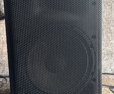 Yamaha DXR 10 Speaker