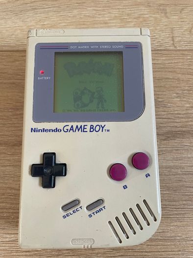 Nintendo Gameboy Classic DMG-001 Boxed with Earphones, Manual and Flash Card 4GB