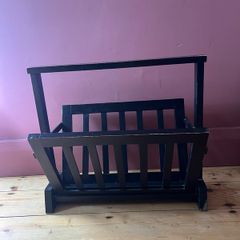 Magazine rack