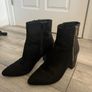 Black boots Image 4
