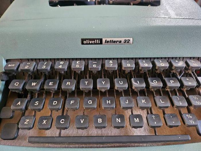 Olivetti Lettera 32