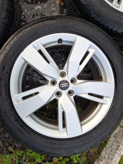 19" Genuine Audi Q5 S Line Alloys with tyres