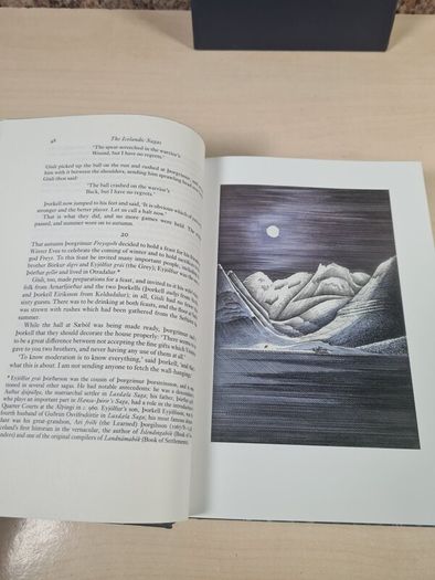 Folio Society The Icelandic Sagas Book Volume 2 Magnus Magnusson  With Slip Cover