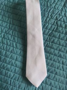 White tie