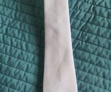 White tie