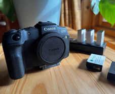 Canon EOS RP Full Format Camera