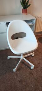 Desk chair