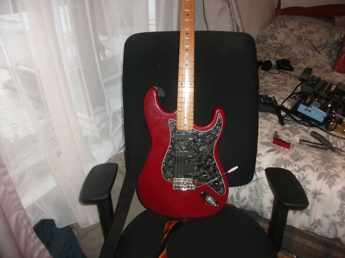 Yamaha pacifica 812w+korean Squier with EMG
