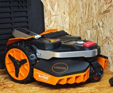 Sale!! Worx Landroid Vision L1600 WR216E Robot Mower - Complete Kit!