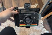 Vintage 1970s Polaroid Instant 20 Land Camera