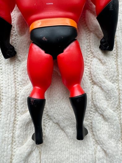 Mr. Incredible Action Figure Disney Pixar Jakks Pacific Used Please look at  the pictures