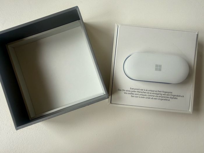 Microsoft Surface Earbuds