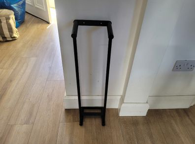Vertical towel rail, mat black.