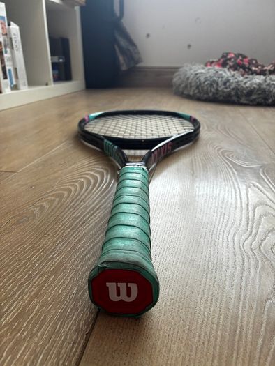 Tennis Racket