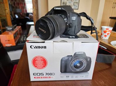 Cannon Eos 700D