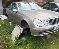 Mercedes E220 for breaking