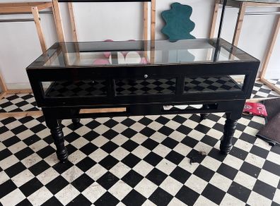 Lockable Display Table Jewellery