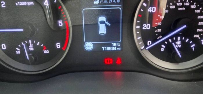 Hyundai Tucson with warranty