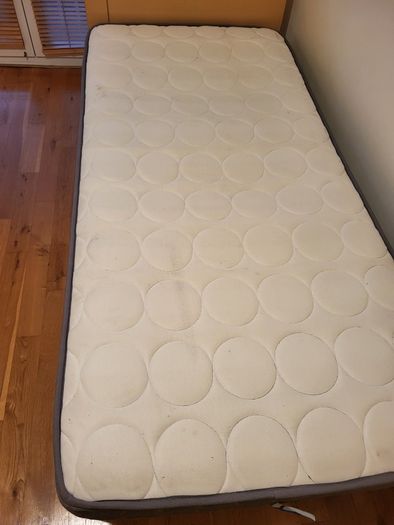 Single mattress +bed