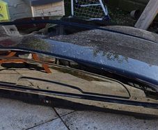 Halfords Advanced 470L Roof Box + Nordrive Roof Bars