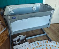 Chicco Next2Me Magic bedside cot