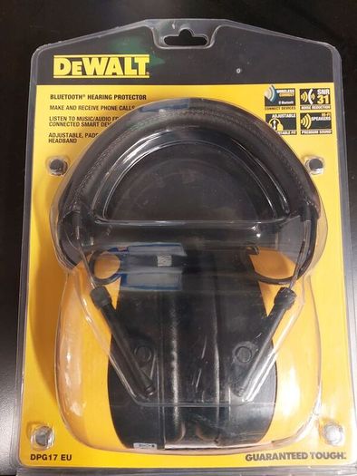 DEWALT DPG17 EU Bluetooth hearing protection ear defenders.