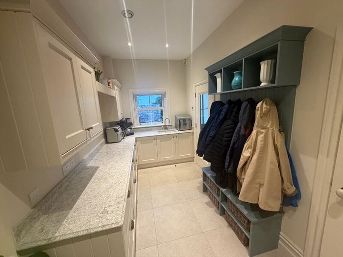 Kitchen / utility